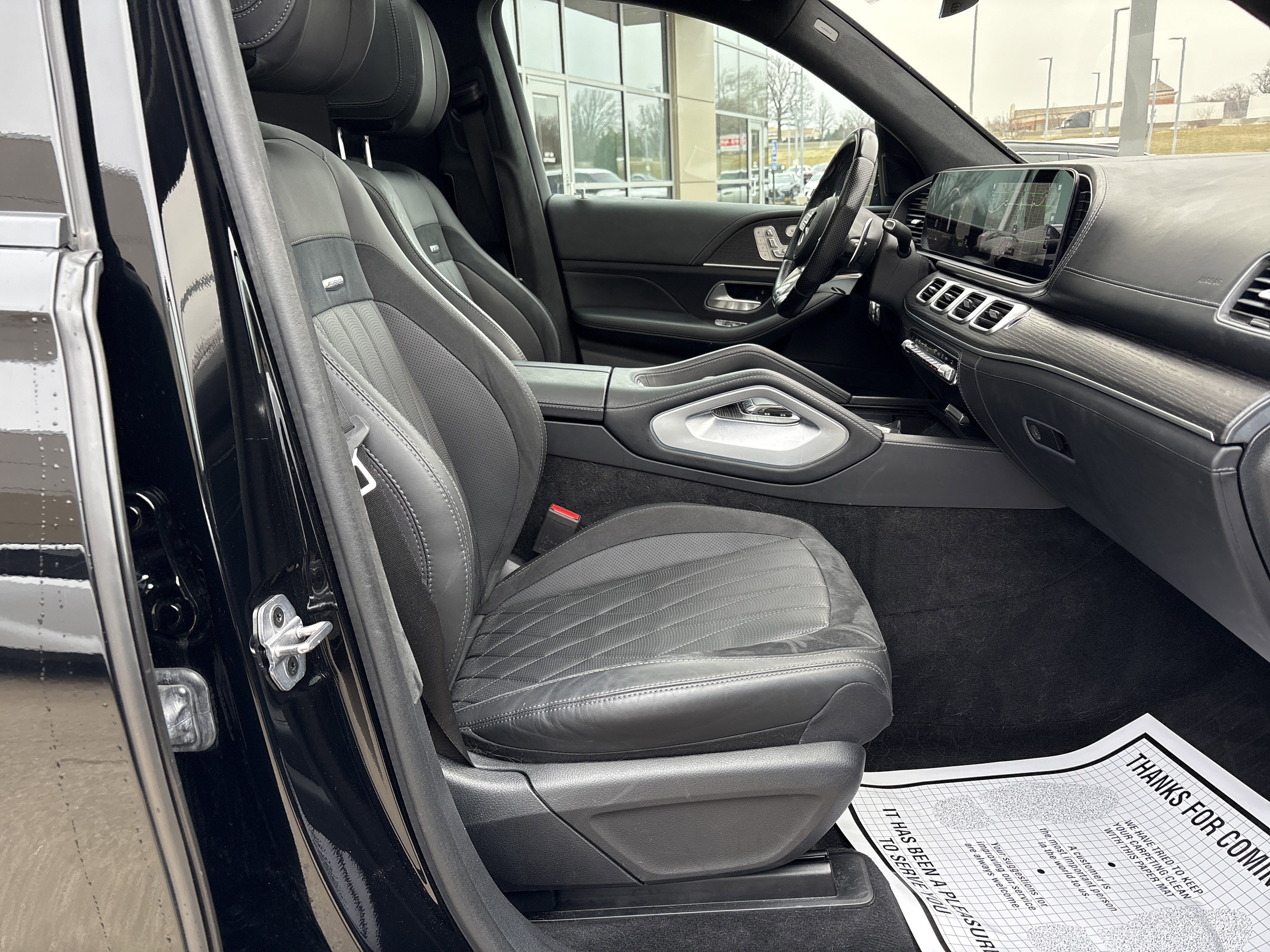 Used 2023 Mercedes-Benz GLS 63 AMG 4MATIC image 31