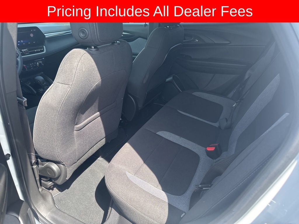 Used 2024 Chevrolet TrailBlazer LT w/ Driver Confidence Package FWD image 12