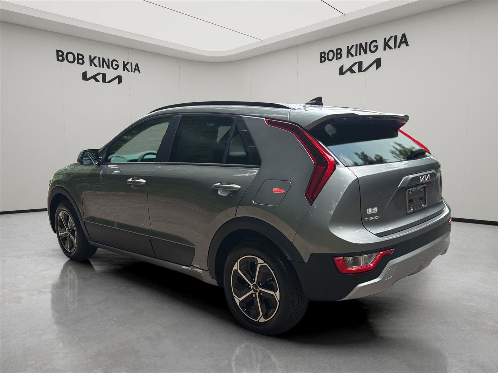 New 2026 Kia Niro LX FWD image 3