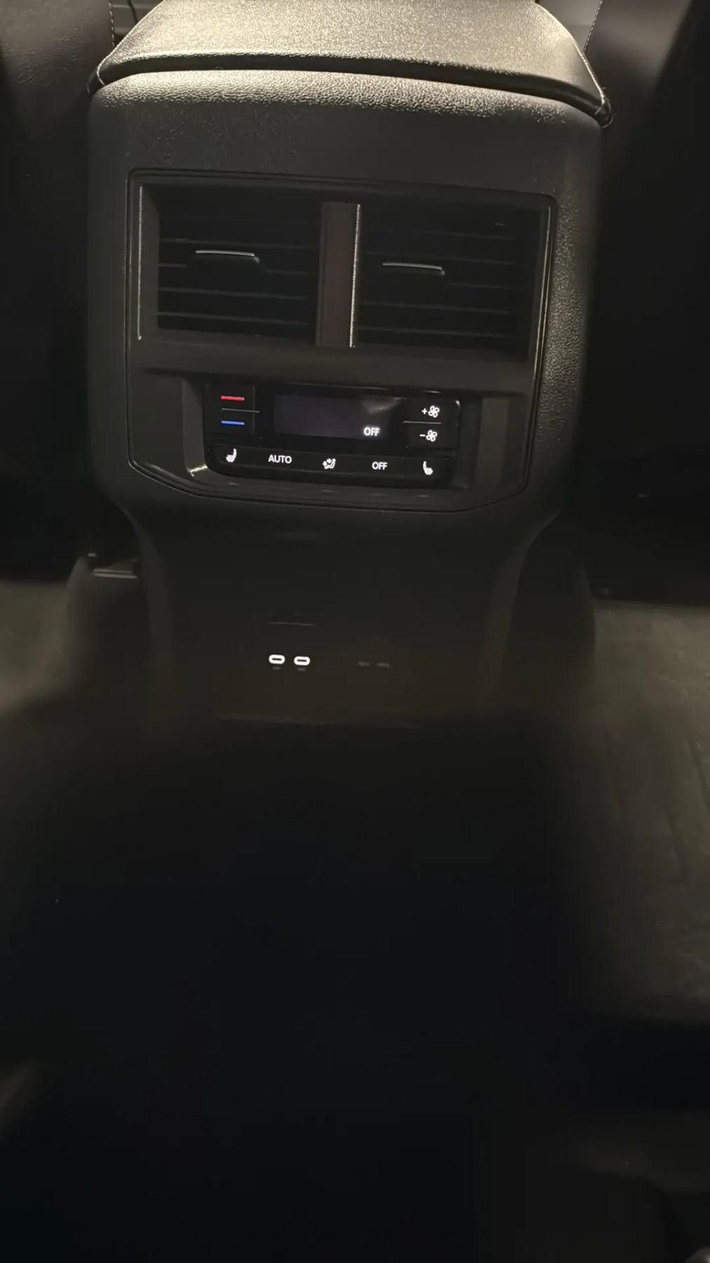 Used 2021 Volkswagen Atlas SEL Premium image 21