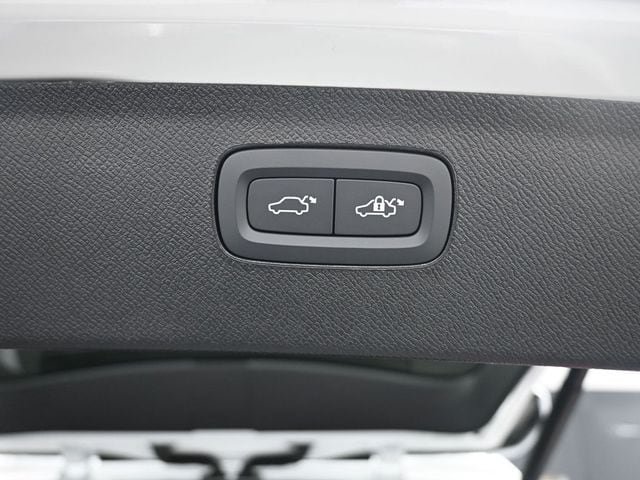 Certified 2026 Volvo XC90 B6 Ultra AWD/4WD image 26