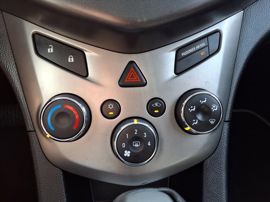 Used 2015 Chevrolet Sonic LT image 20
