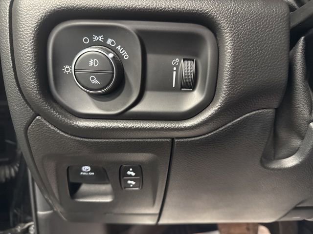 Used 2021 RAM 1500 Big Horn image 14