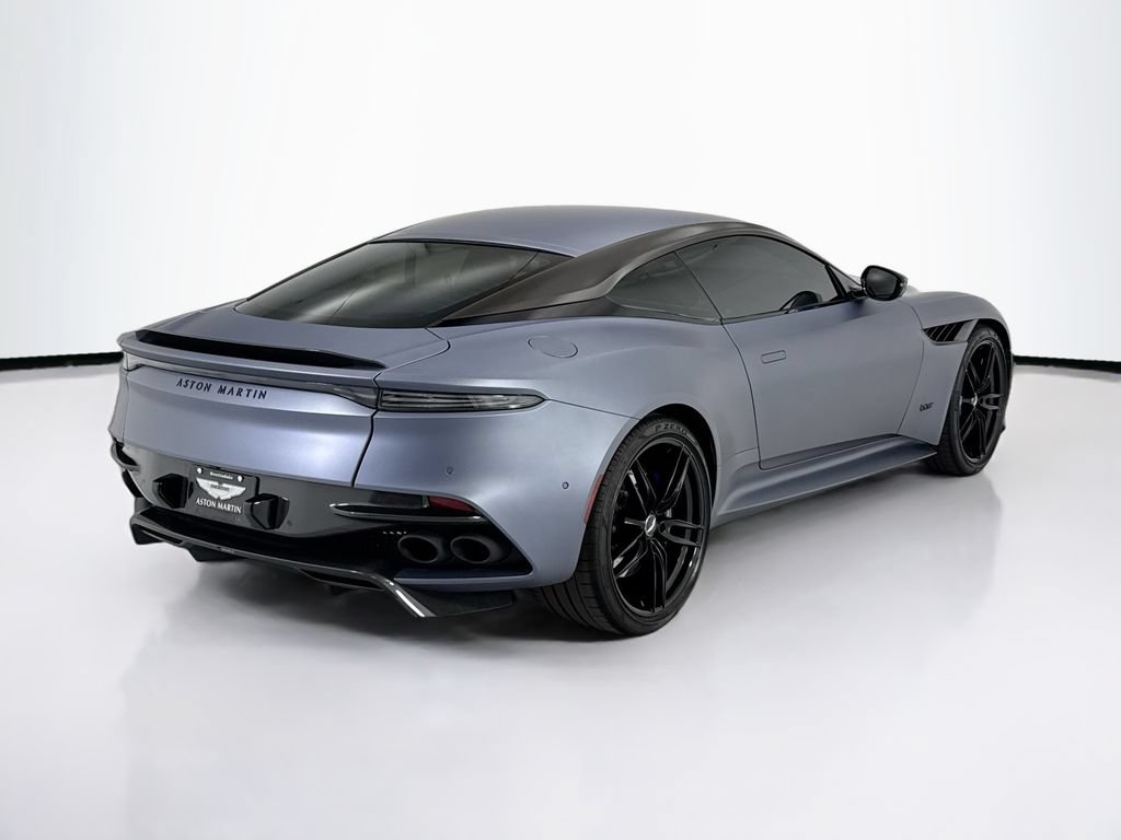 Used 2022 Aston Martin DBS Superleggera RWD image 5