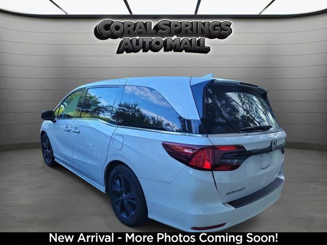 Certified 2024 Honda Odyssey Sport image 3