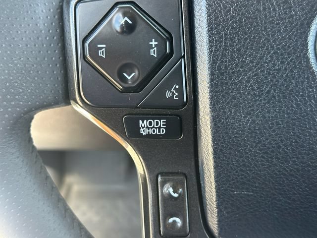 Certified 2022 Toyota 4Runner TRD Off-Road Premium w/ Moonroof Package AWD/4WD image 14
