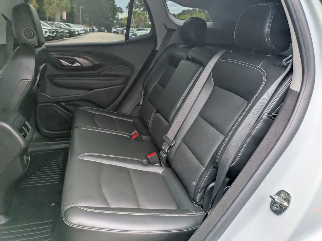 Used 2023 GMC Terrain SLT AWD/4WD image 15