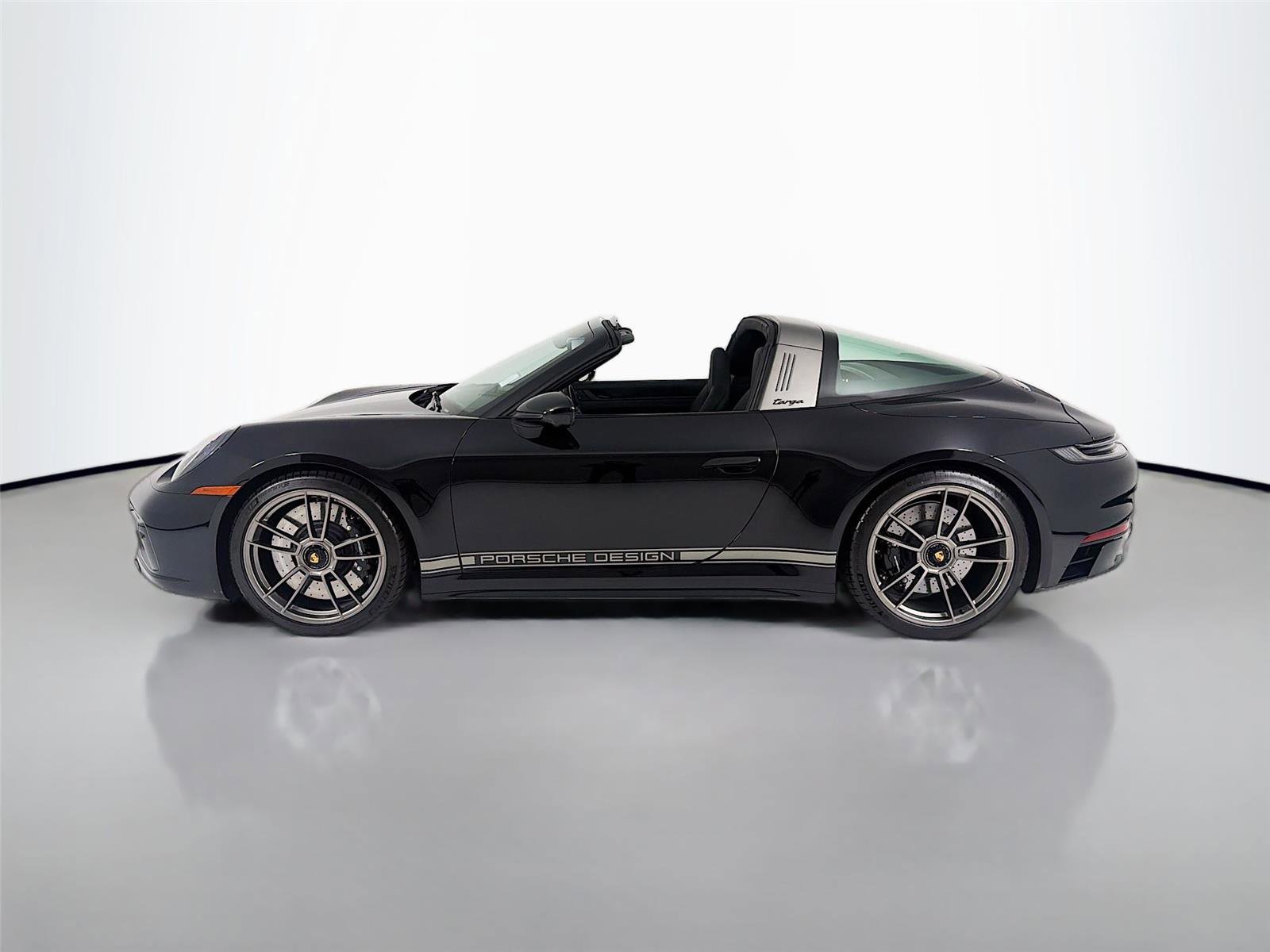 Certified 2023 Porsche 911 50th Anniversary Edition AWD/4WD image 7
