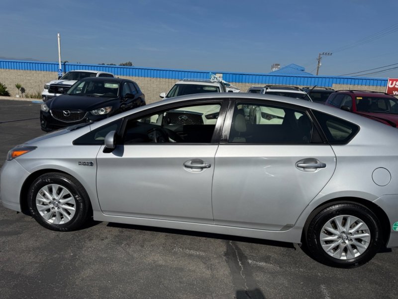 Used 2013 Toyota Prius Prime Plug-In Hybrid FWD image 13