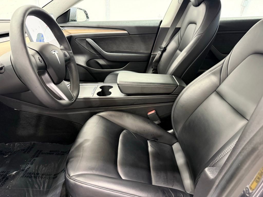 Used 2021 Tesla Model 3 Performance image 12