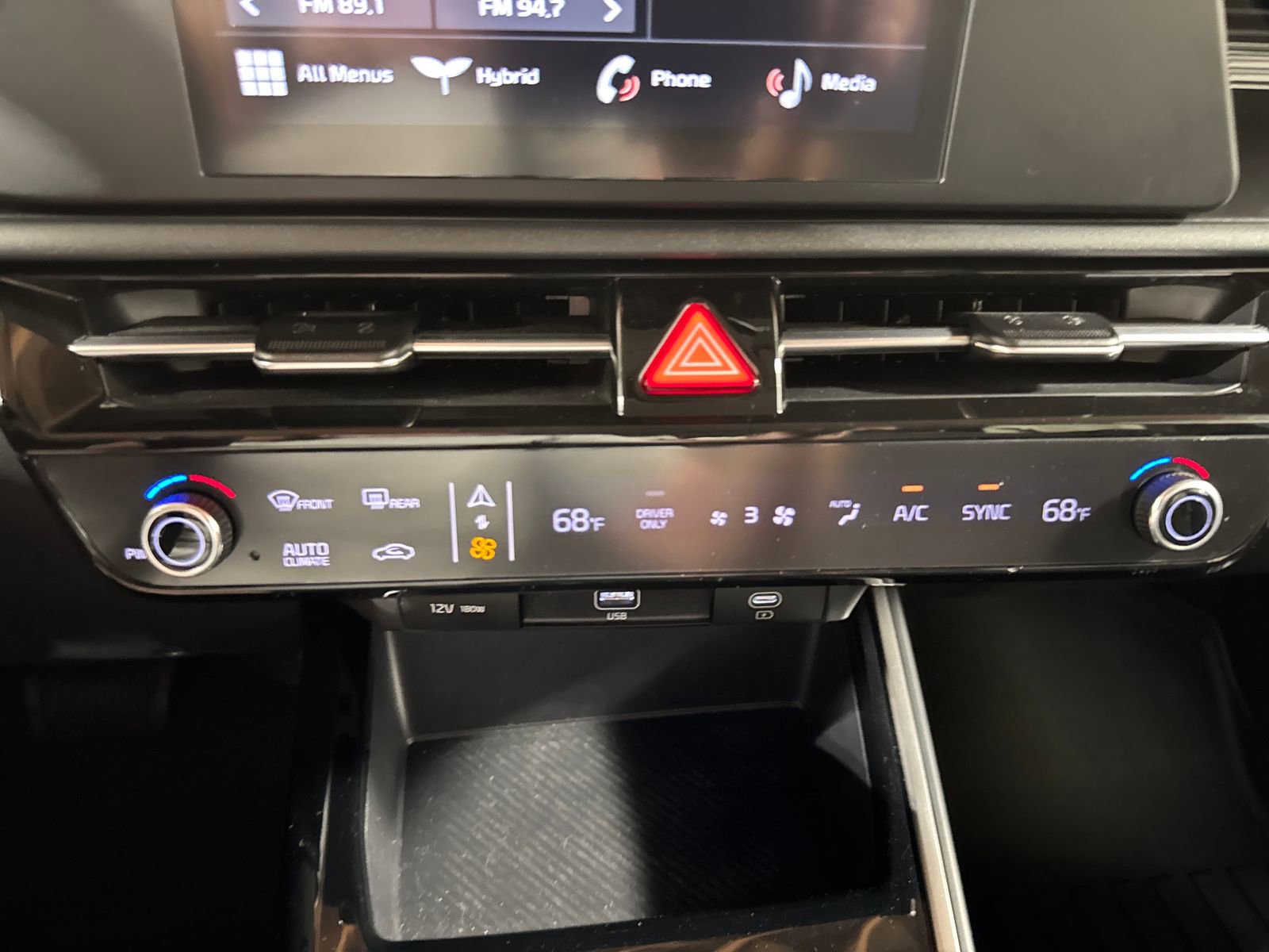 Certified 2023 Kia Niro LX FWD image 23