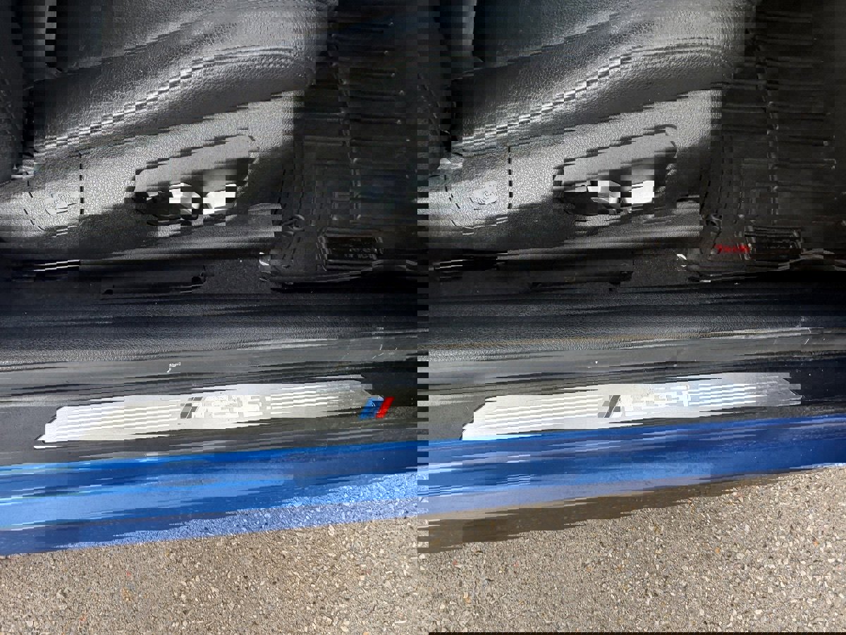 Used 2016 BMW M235i xDrive Convertible image 16