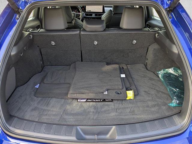 Used 2023 Lexus UX 250h F Sport w/ Accessory Package (Z1) FWD image 6