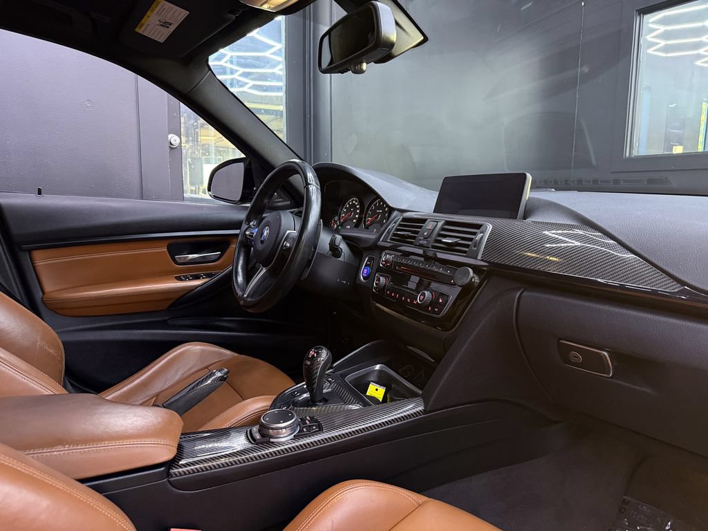 Used 2016 BMW M3 RWD image 25
