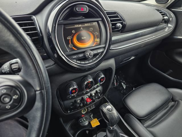 Used 2017 MINI Cooper Clubman ALL4 image 25