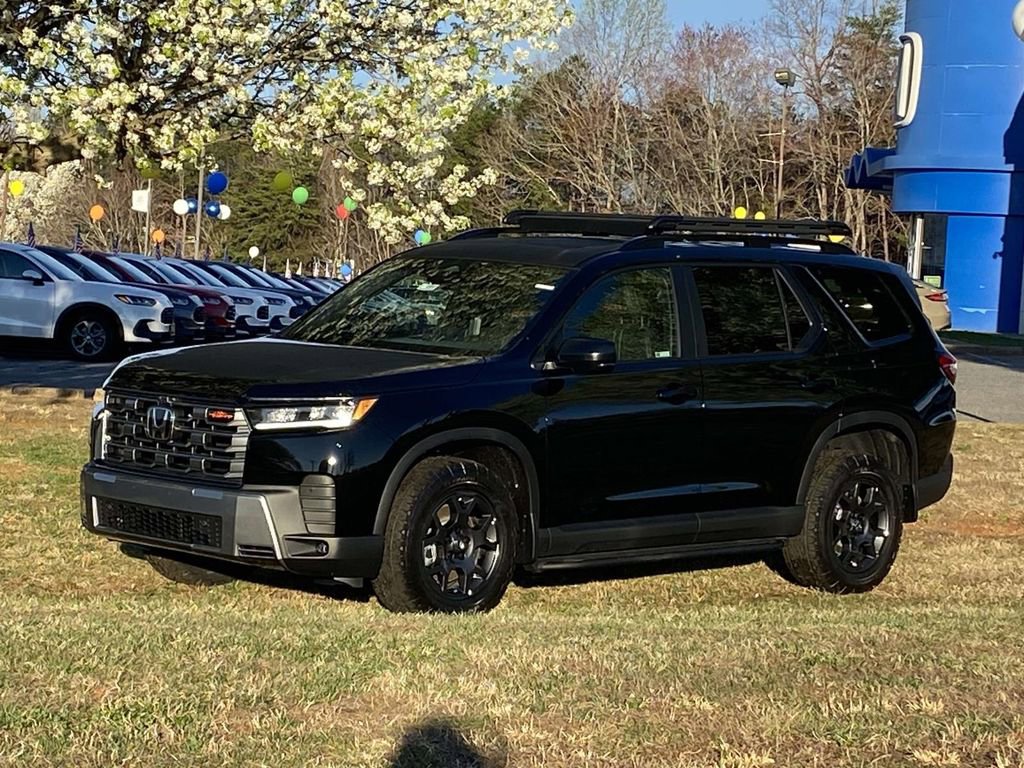 New 2026 Honda Pilot TrailSport image 1