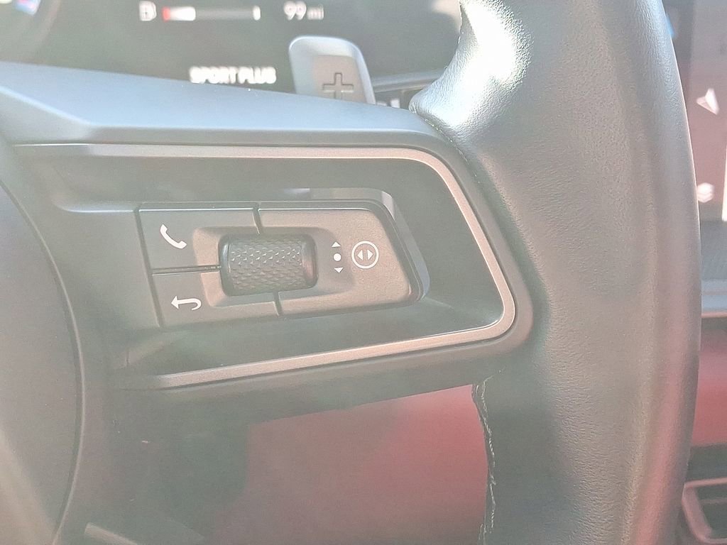 Used 2024 Porsche 911 Carrera 4 image 22