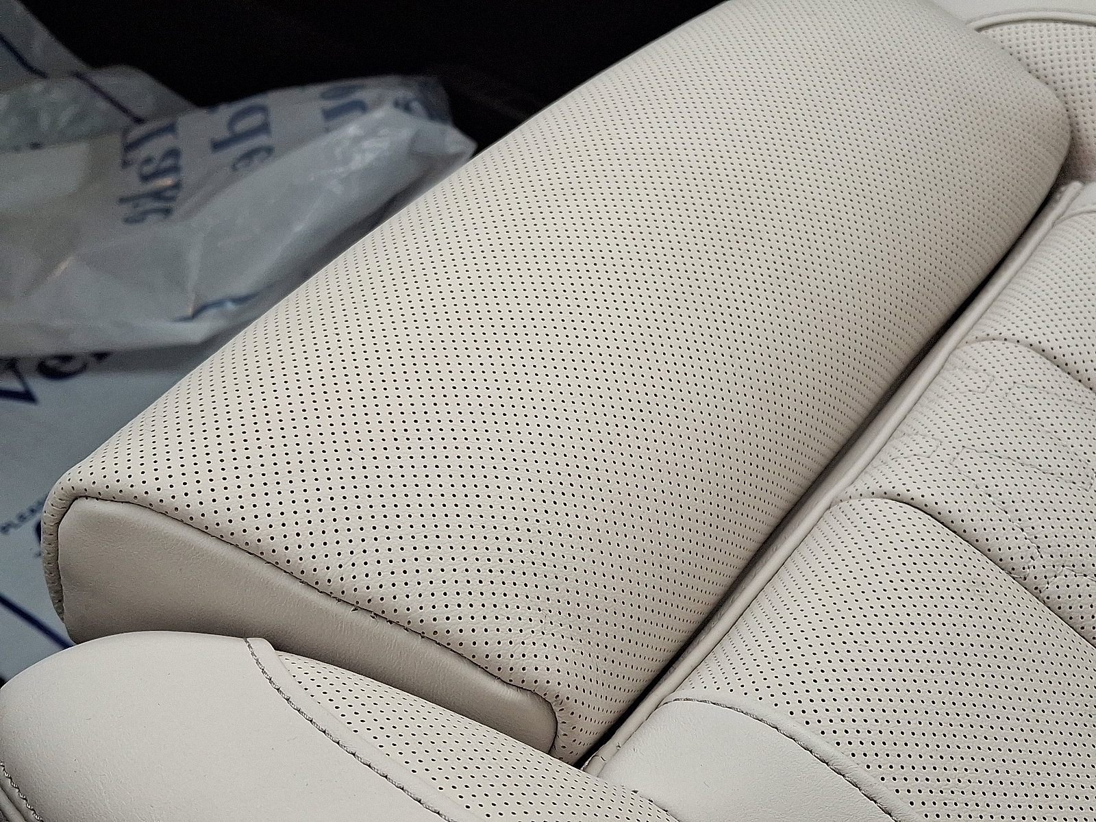 Used 2021 BMW X7 M50i w/ Dynamic Handling Package image 26