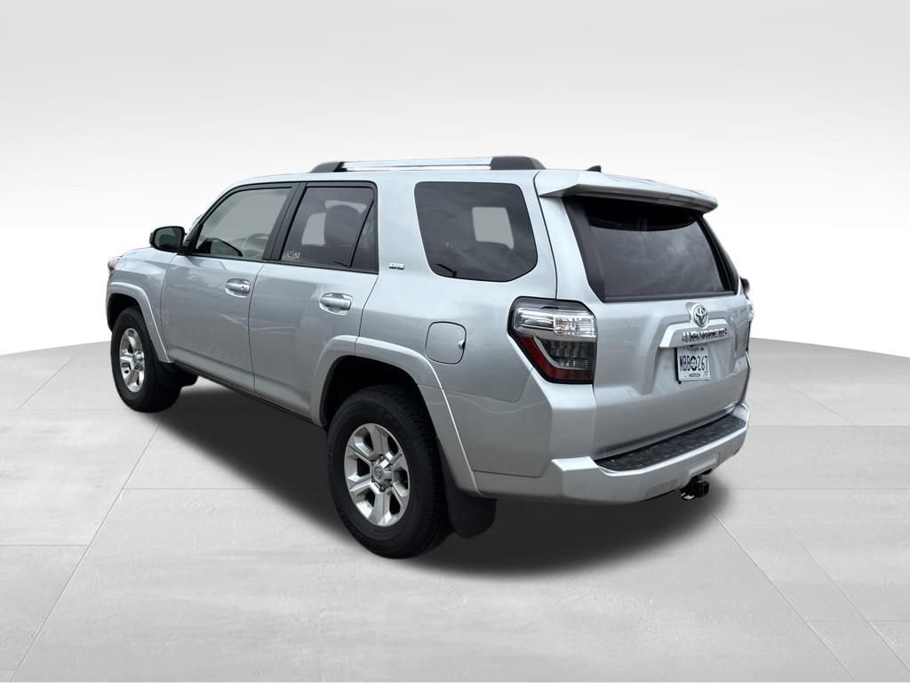 Used 2024 Toyota 4Runner SR5 RWD image 4