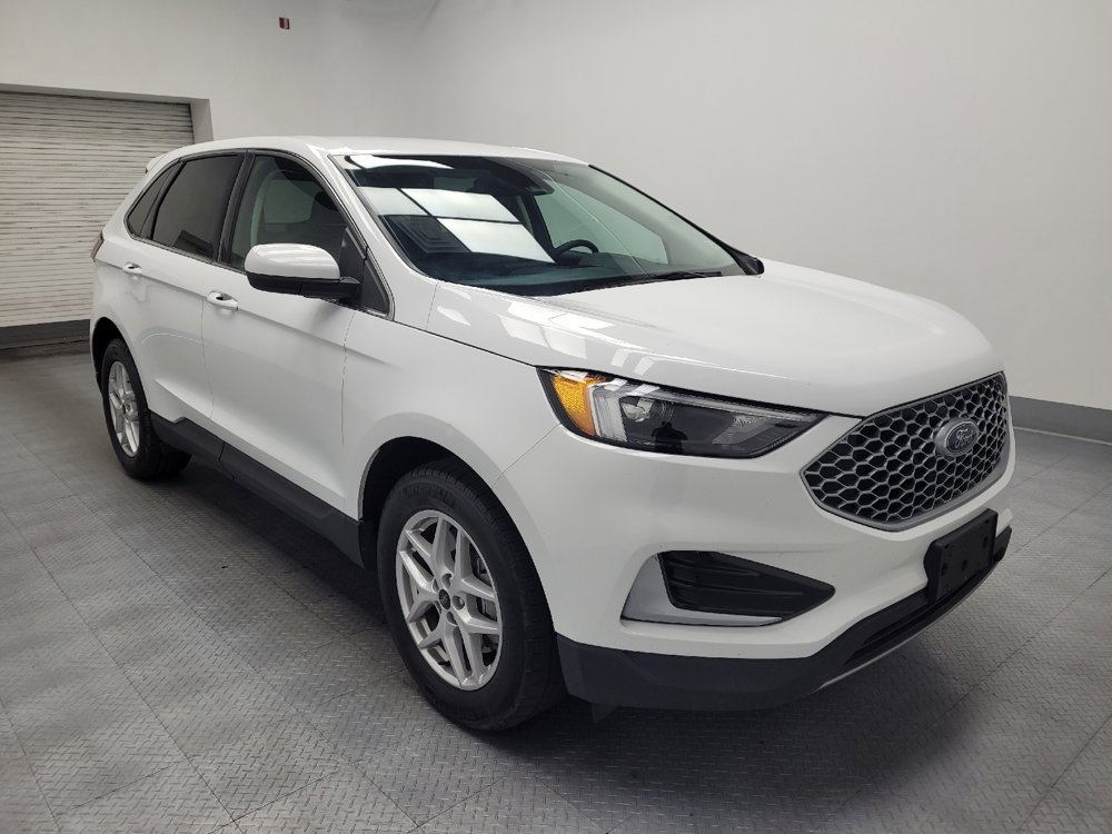 Used 2024 Ford Edge SEL image 13