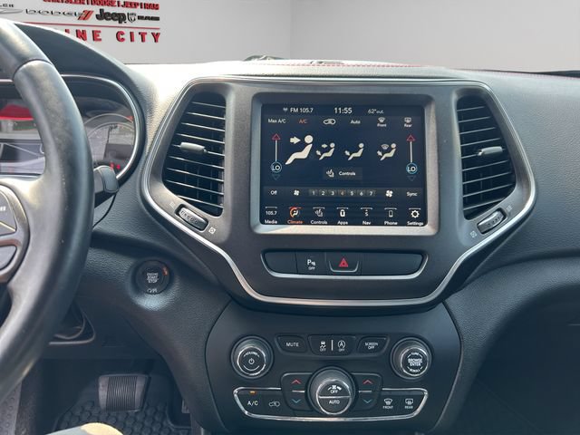 Used 2019 Jeep Cherokee Trailhawk w/ Comfort & Convenience Group AWD/4WD image 21