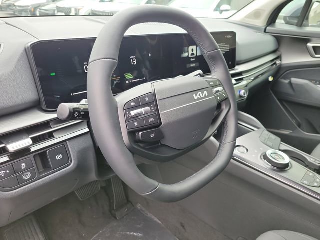 New 2026 Kia Sportage LX FWD image 18