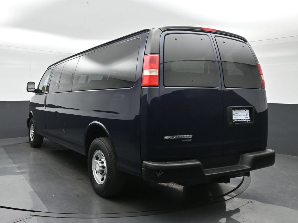 Used 2014 Chevrolet Express 3500 LS RWD image 5
