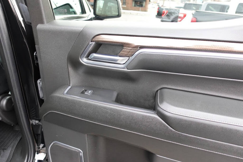 Used 2024 Chevrolet Silverado 1500 RST AWD/4WD image 33