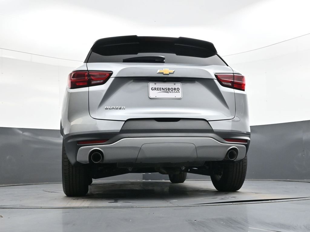 Used 2023 Chevrolet Blazer LT w/ Driver Confidence Package image 27