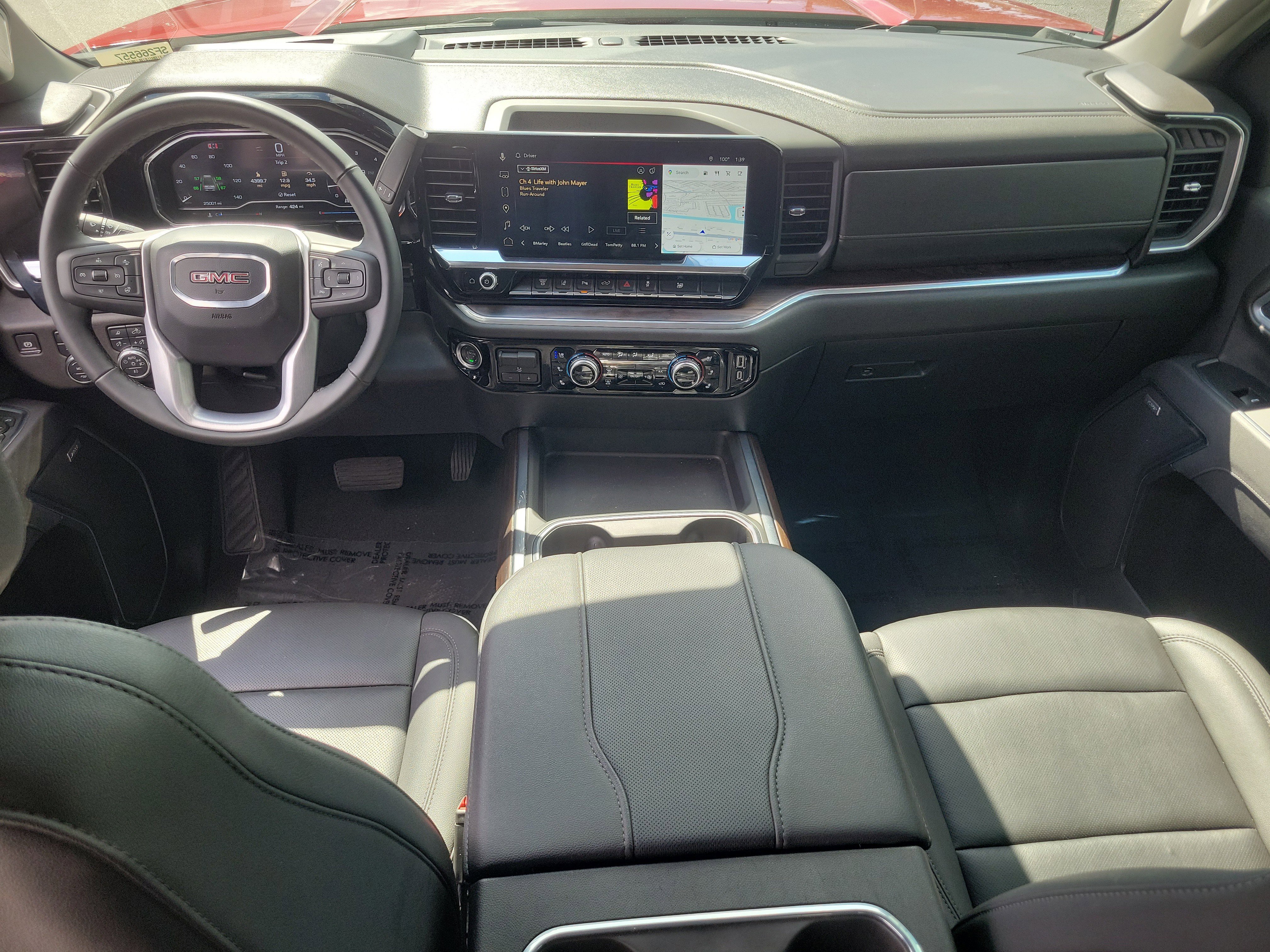 Used 2025 GMC Sierra 2500 SLT w/ SLT Premium Package image 16