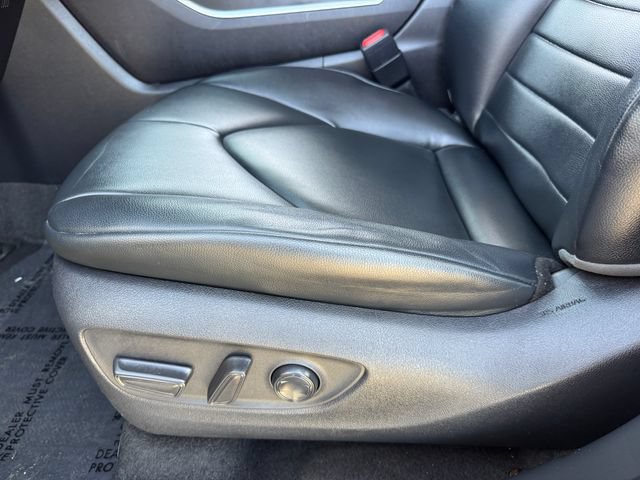 Used 2023 Toyota Highlander XLE FWD image 15