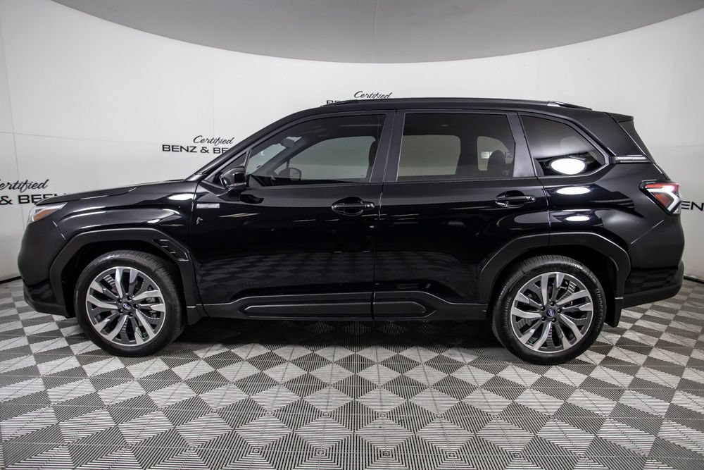 Used 2025 Subaru Forester Touring w/ Touring Package AWD/4WD image 10