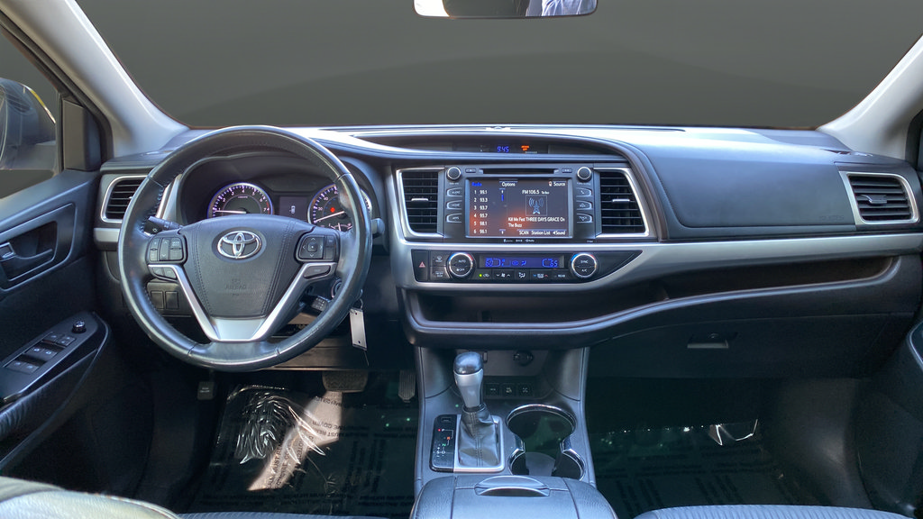 Used 2016 Toyota Highlander Plus AWD/4WD image 11