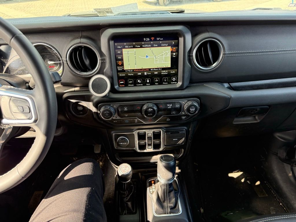 Used 2023 Jeep Wrangler Unlimited Sahara AWD/4WD image 9