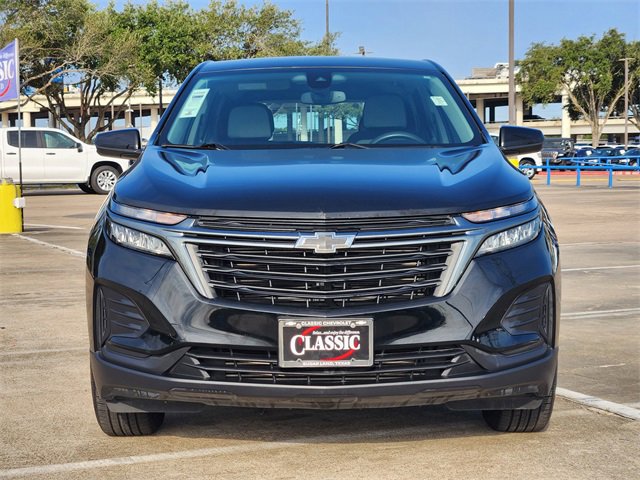 Used 2024 Chevrolet Equinox LS w/ Midnight Edition image 2