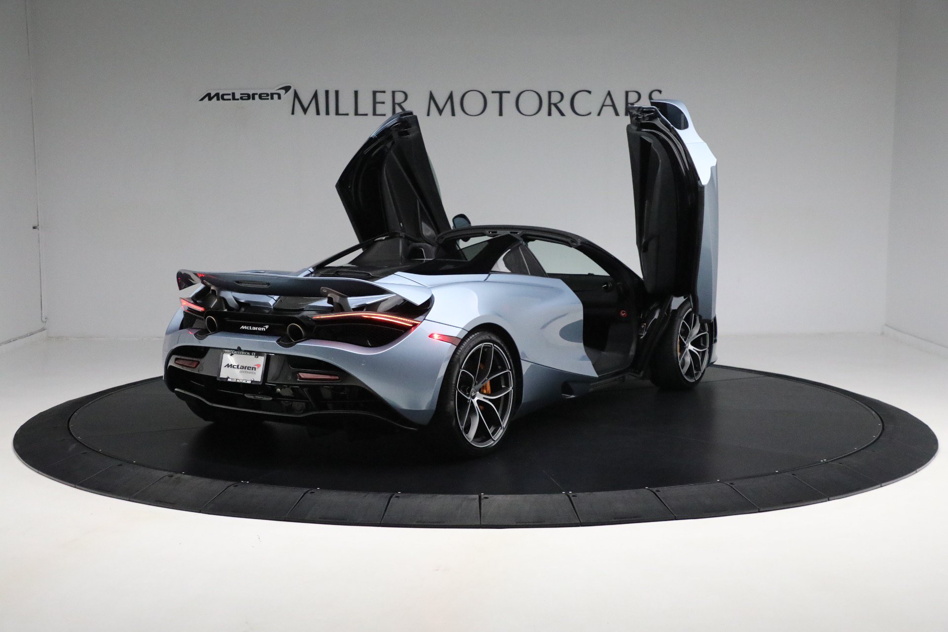 Used 2023 McLaren 720S Performance RWD image 20