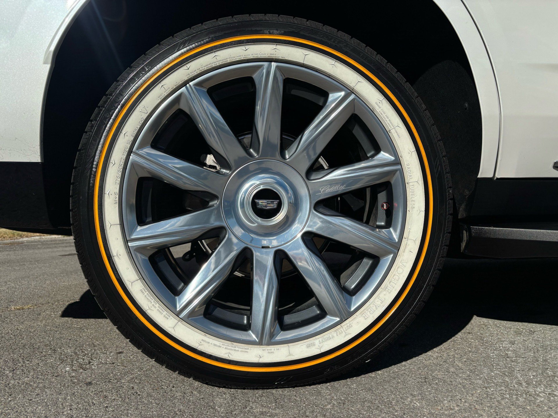 Used 2024 Cadillac Escalade Premium Luxury Platinum w/ LPO, Floor Liner Package AWD/4WD image 75