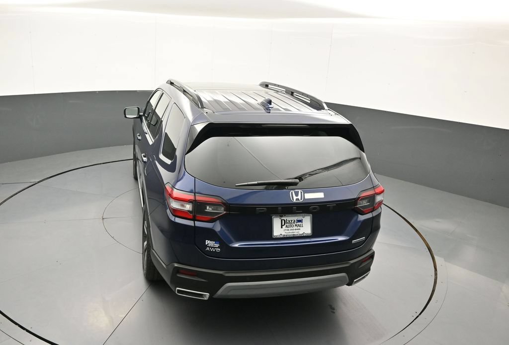 Certified 2024 Honda Pilot Touring image 42