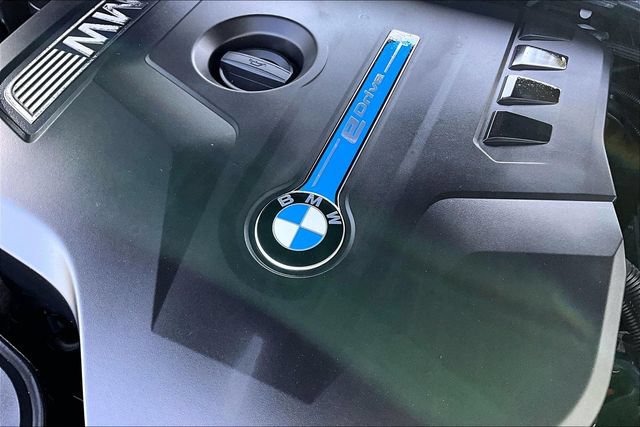 Used 2018 BMW 530e xDrive w/ Premium Package 2 AWD/4WD image 33