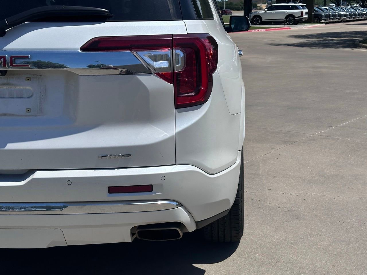 Used 2021 GMC Acadia Denali AWD/4WD image 11