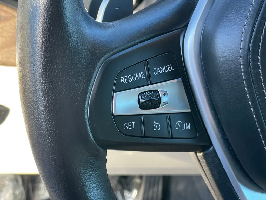 Used 2022 BMW X5 xDrive40i w/ Premium Package AWD/4WD image 15