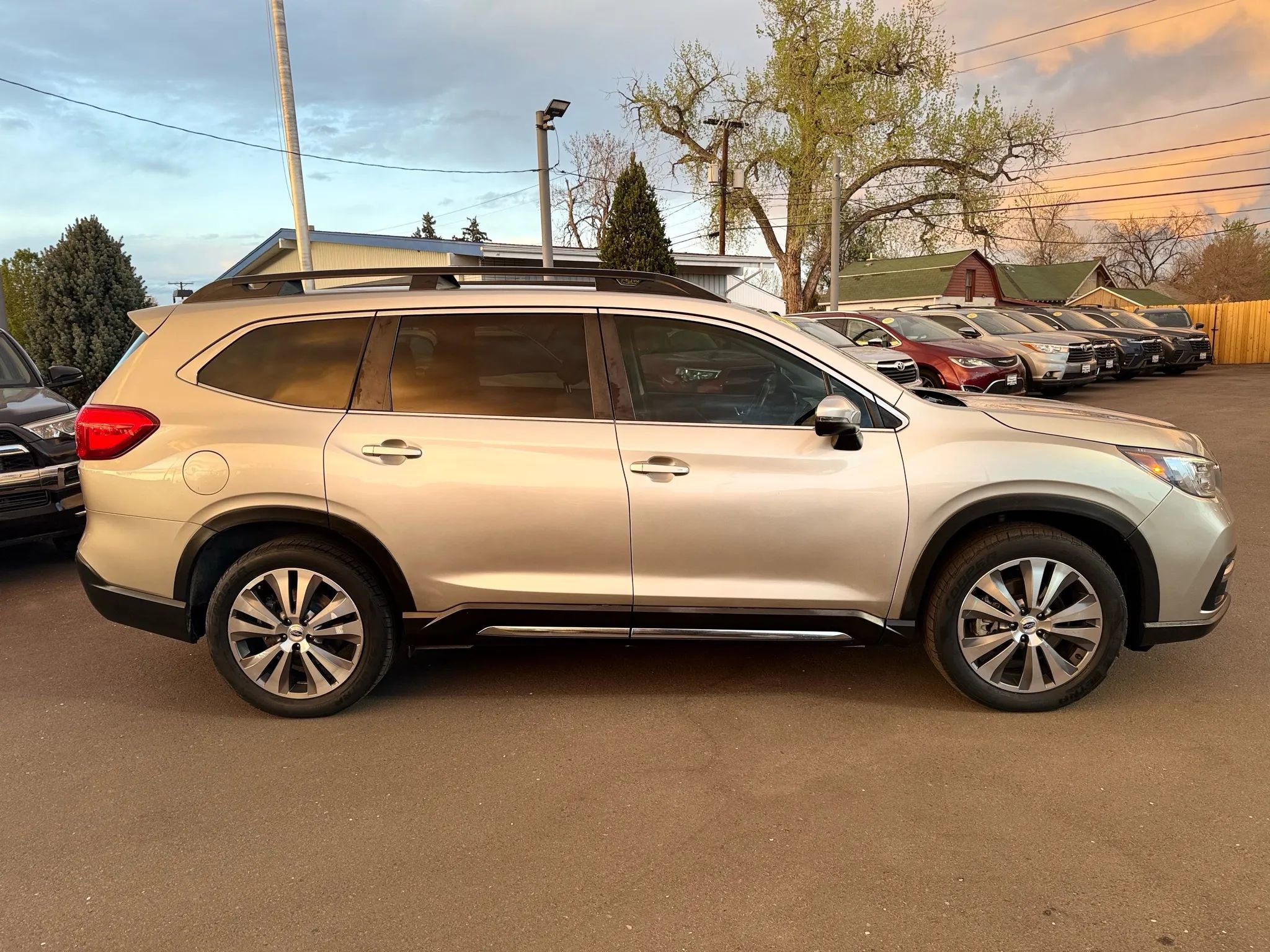 Used 2020 Subaru Ascent Limited image 9