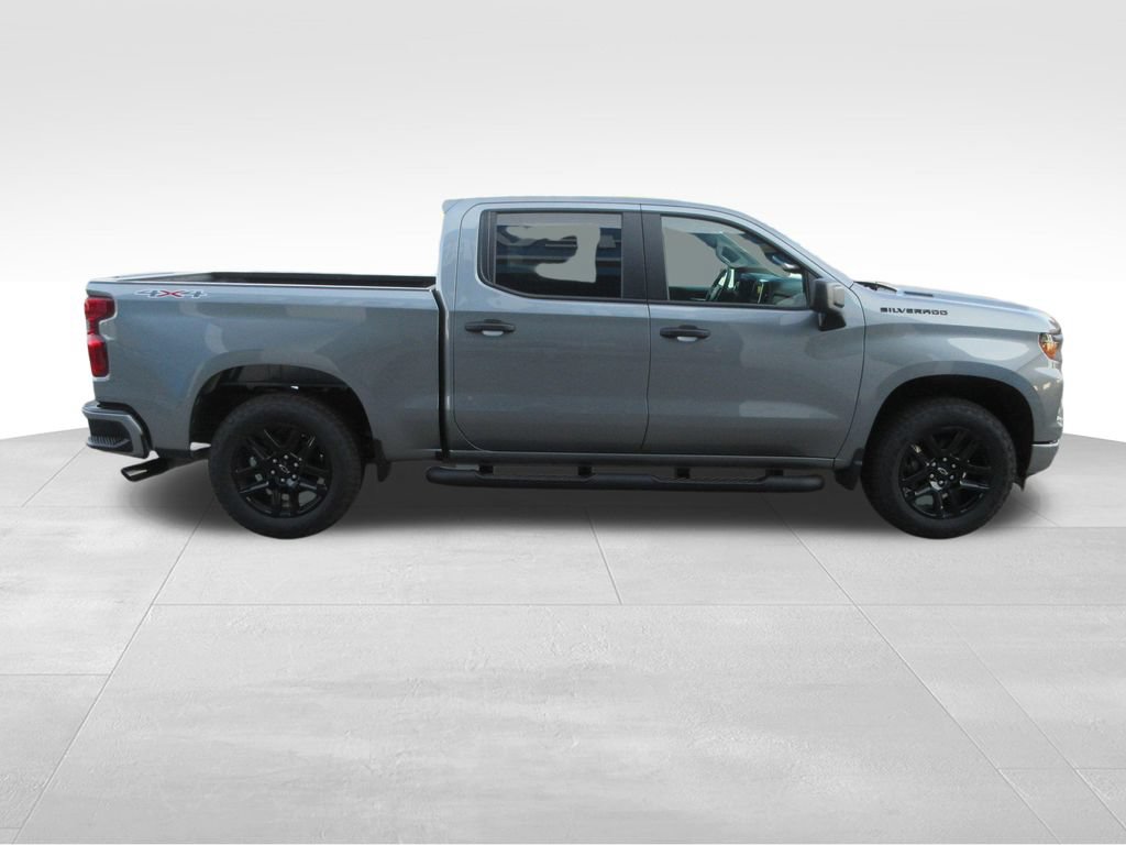 New 2026 Chevrolet Silverado 1500 Custom w/ Turbomax Blackout Package AWD/4WD image 6