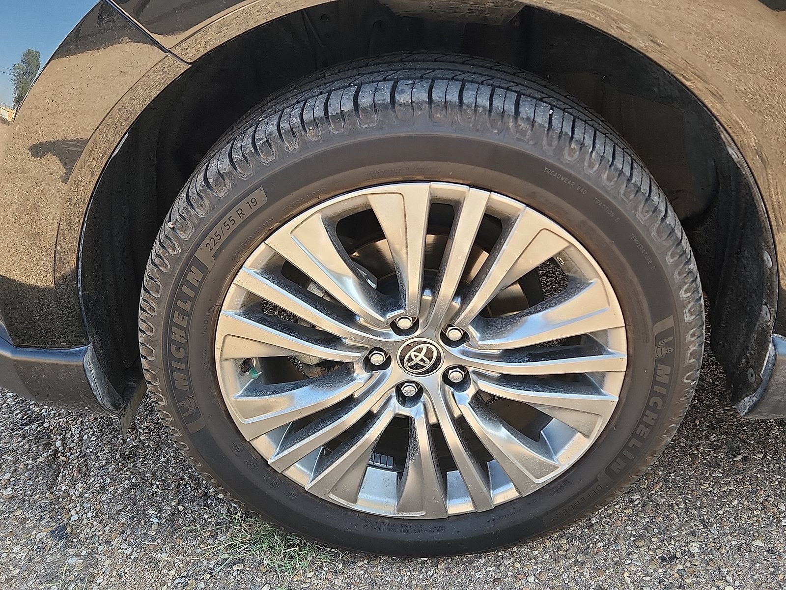Used 2021 Toyota Venza Limited w/ Advanced Technology Package AWD/4WD image 7