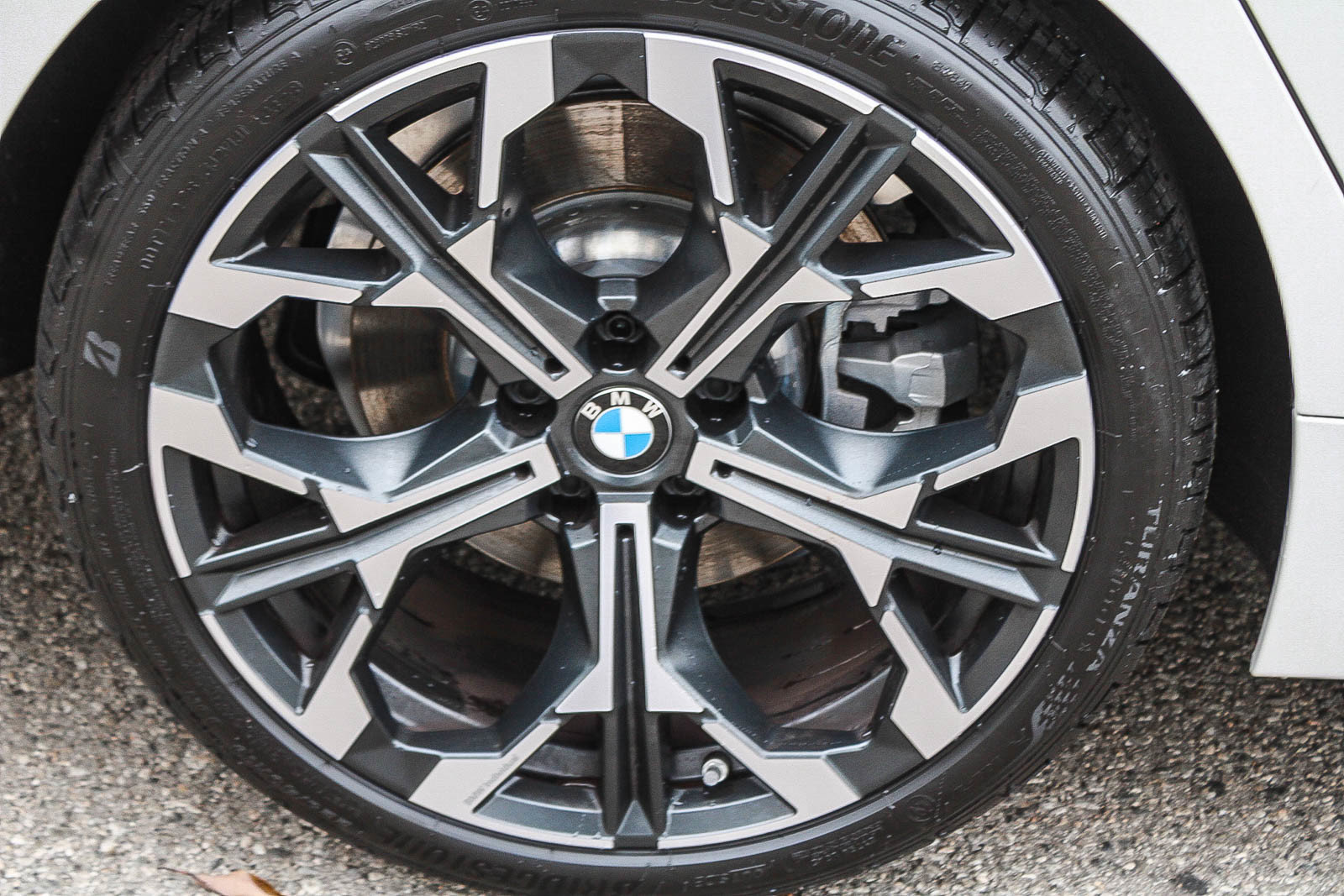 Used 2026 BMW 330i Sedan w/ Convenience Package RWD image 7