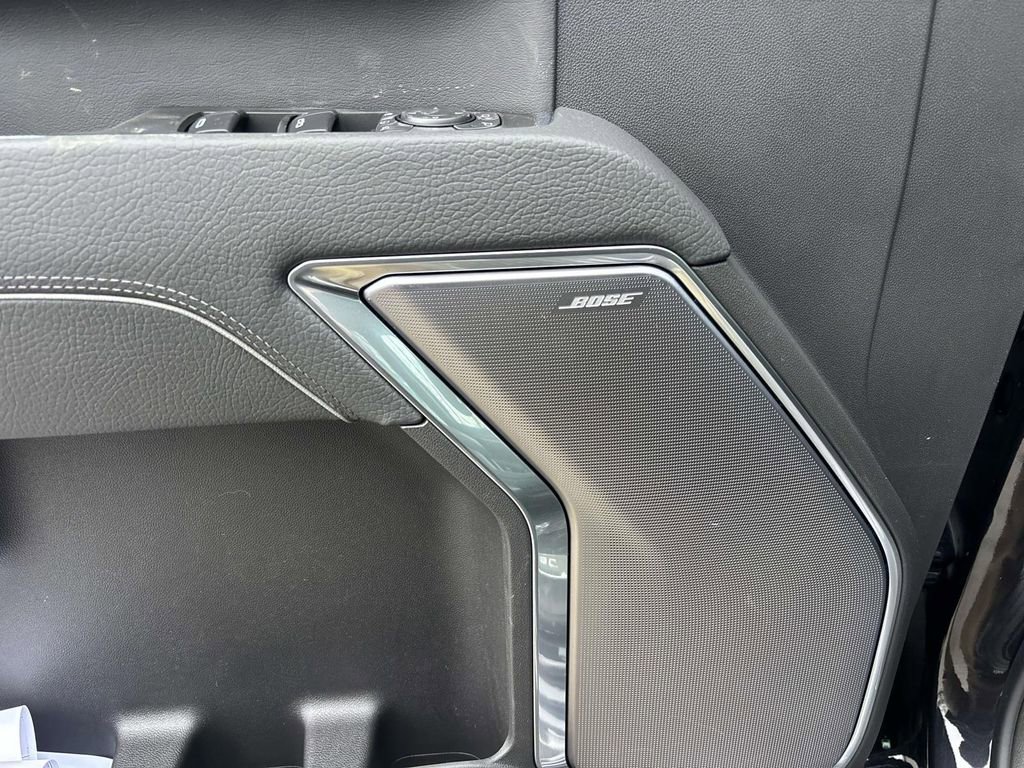 New 2026 GMC Sierra 3500 Denali w/ Denali Reserve Package image 10