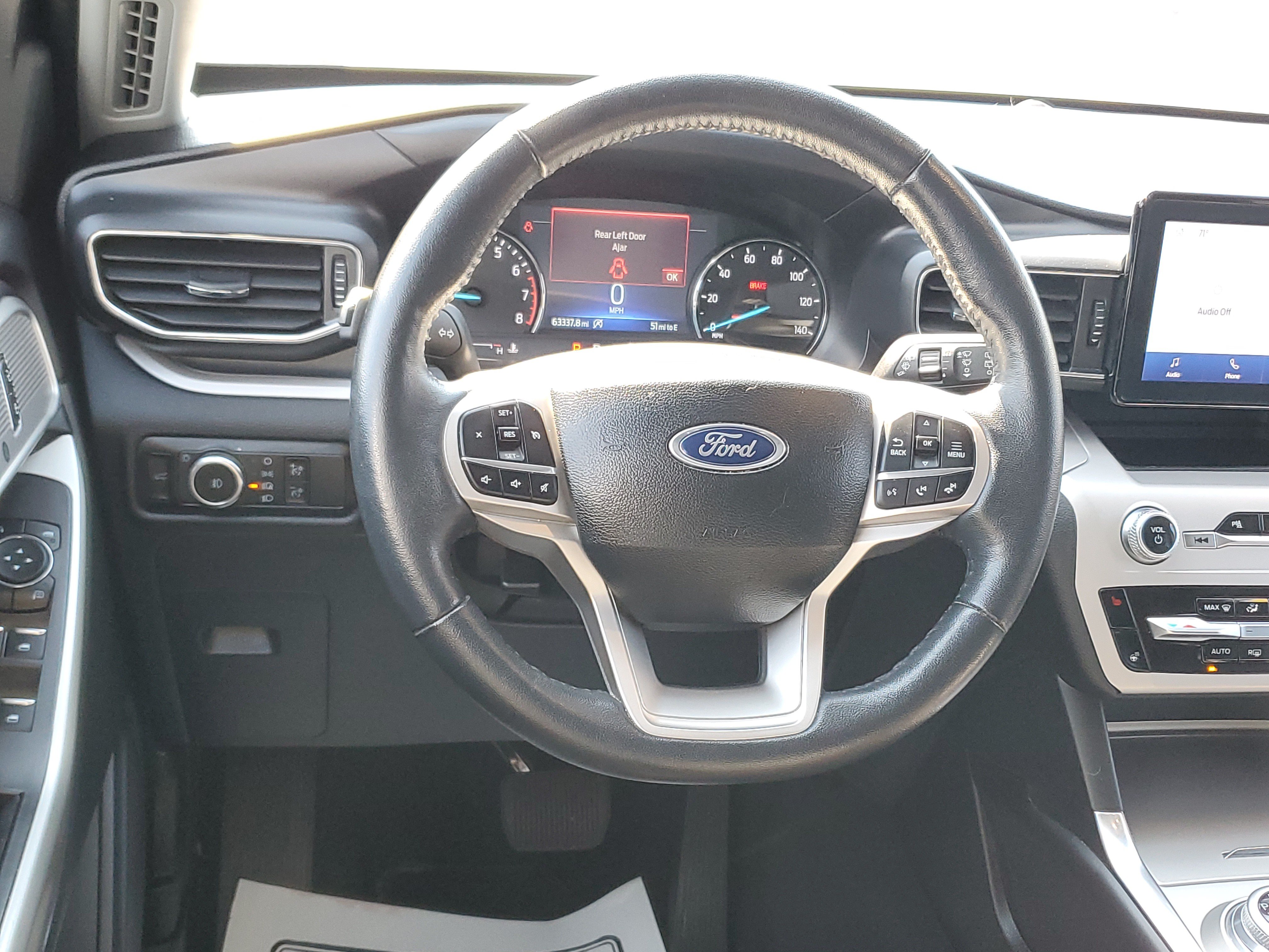 Used 2023 Ford Explorer XLT w/ Equipment Group 202A AWD/4WD image 12