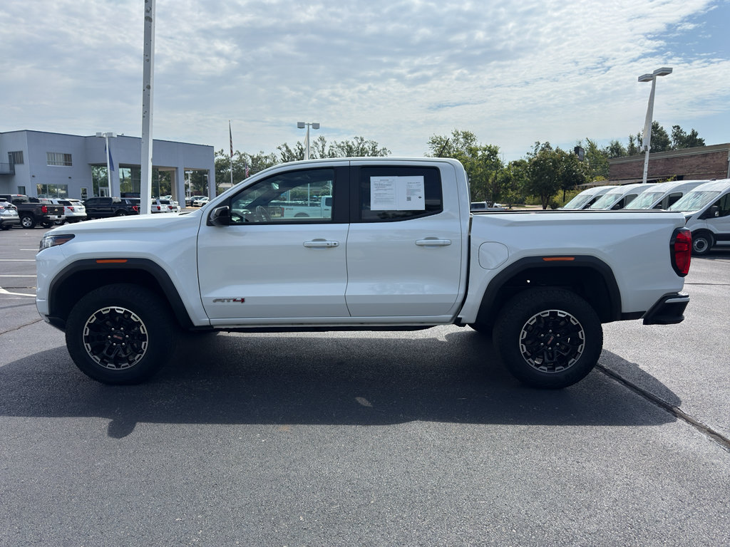 Used 2026 GMC Canyon AT4 AWD/4WD image 4