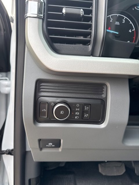 New 2025 Ford F250 XL w/ XL Chrome Package image 24