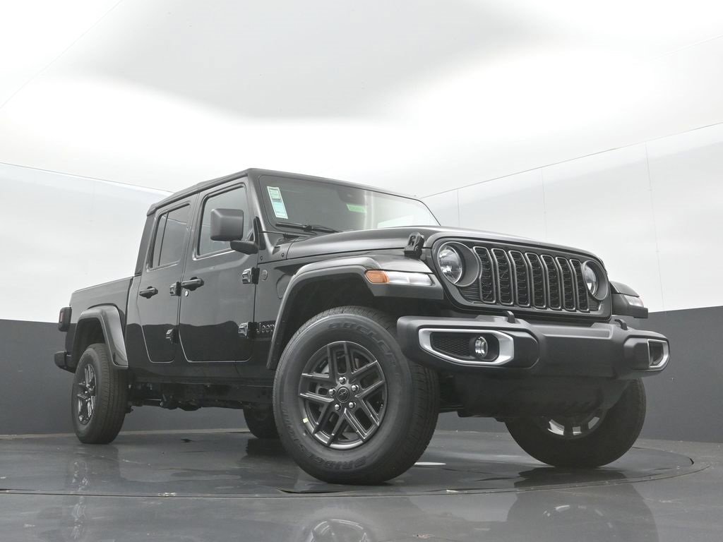 New 2025 Jeep Gladiator Sport image 28